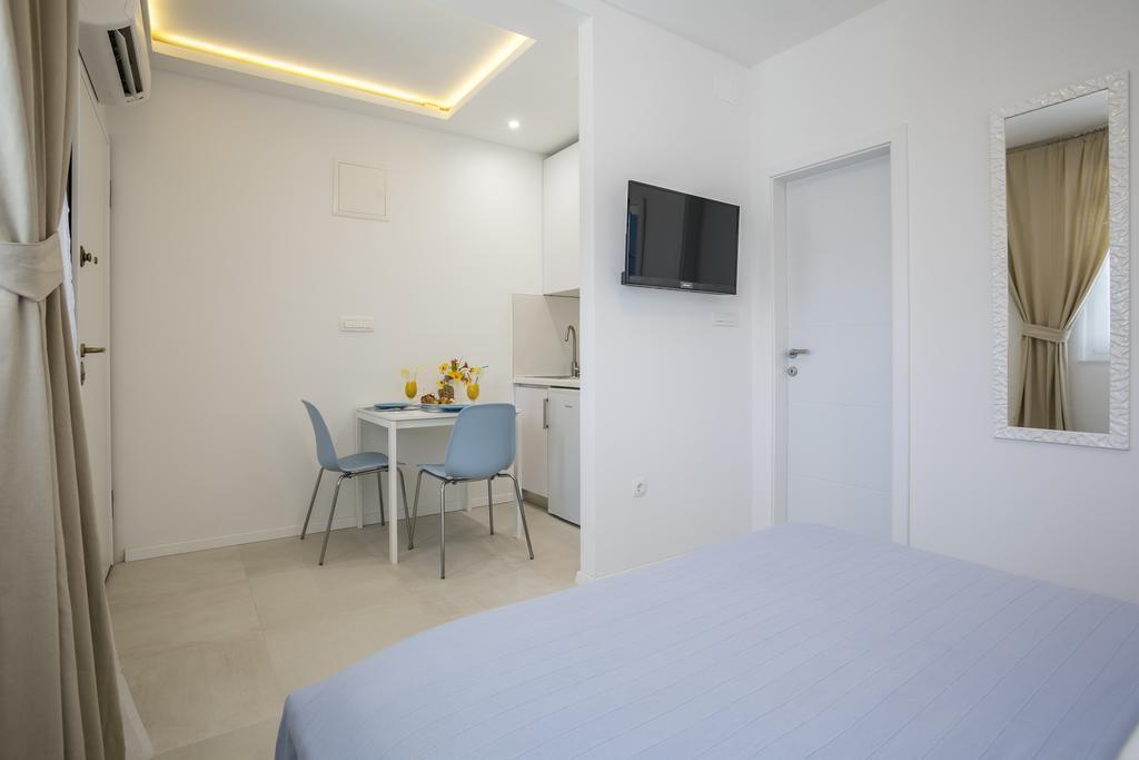 Lusea Apartments Split Bagian luar foto
