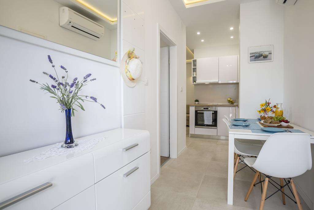 Lusea Apartments Split Bagian luar foto