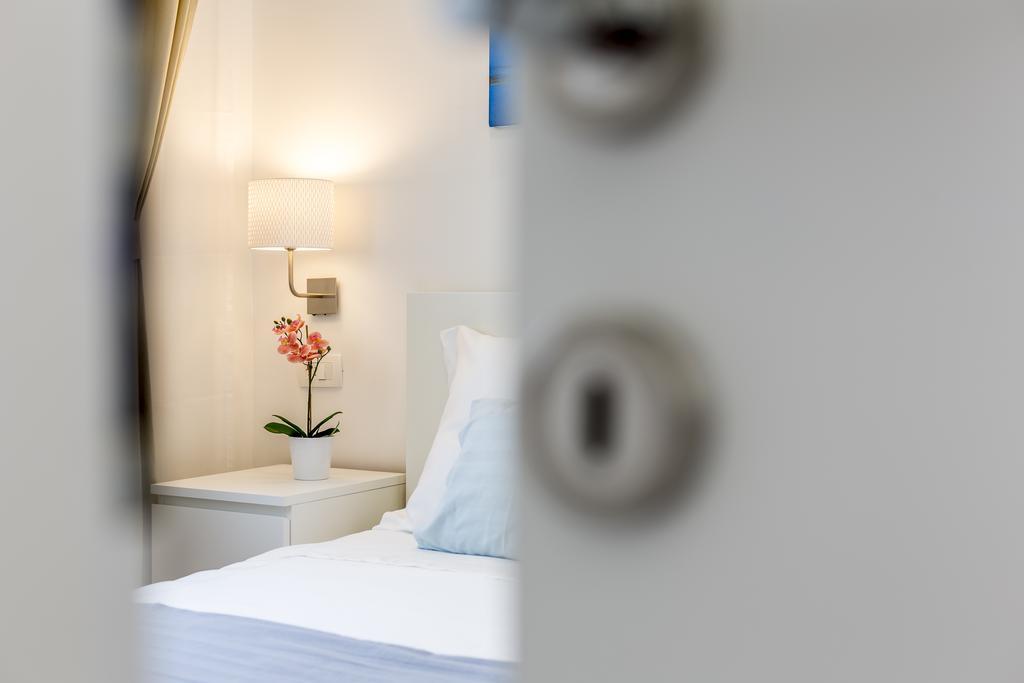 Lusea Apartments Split Bagian luar foto